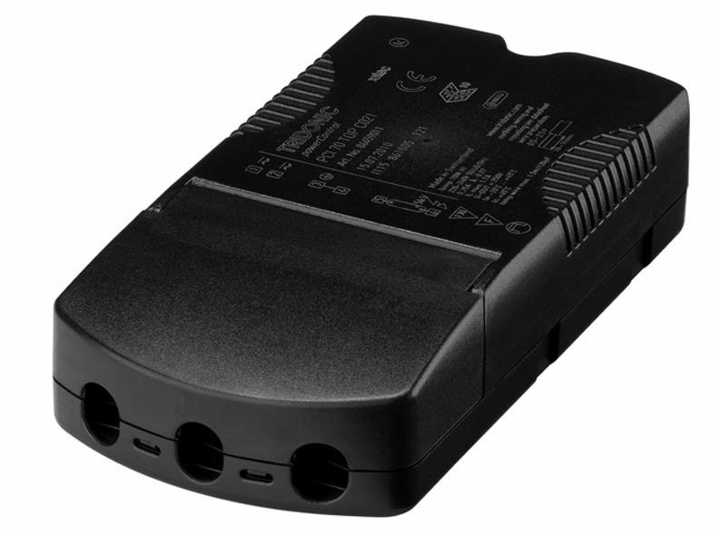 PCI50 TOP C021 TRIDONIC EVG für Metalldampflampen 1x50W mit Zugentlastung - TOP PREIS ! Abmessung: 159x82x34mm Leistung: 1x50W 220-240V bei 50/60Hz Auslauftype ! Lieferbar nur noch