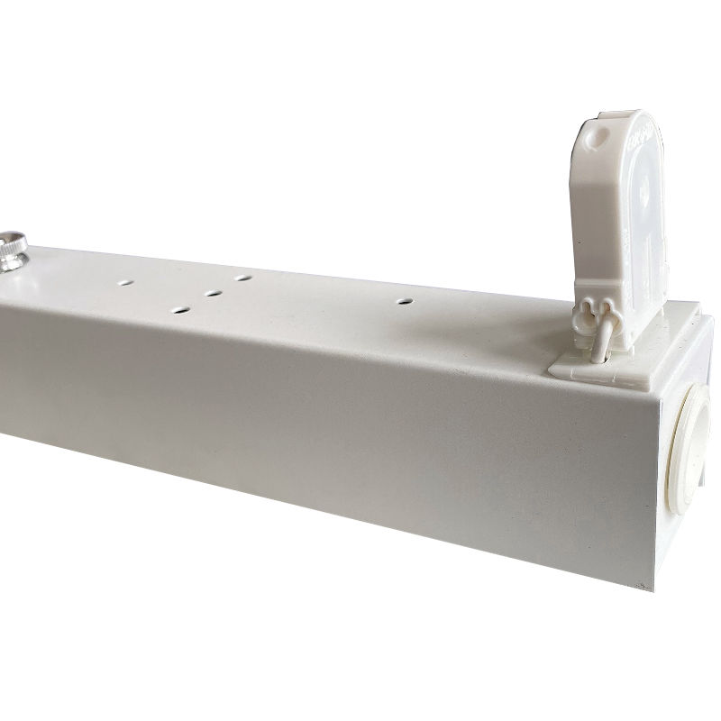UVC Lichtleiste 1x 55W T8 G13, mit EVG zur Festmontage LxBxH: 925x35x75mm Lieferung OHNE UVC Röhre!   UVC Lichtleiste 1x 55W T8 G13, mit EVG zur Festmontage LxBxH: 925x35x75mm Lieferung OHNE UVC Röhre!