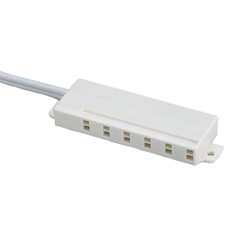AMP Verteiler 6-fach mit 12 cm Kabel, LxBxH: 100x27x13mm, max. 300W; 12V und 24V. AMP Verteiler 6-fach mit 12 cm Kabel, LxBxH: 100x27x13mm, max. 300W; 12V und 24V.