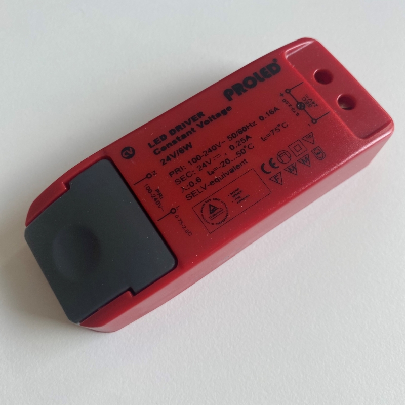 LED Trafo / Konstantspannungsnetzteil 6W 24V DC